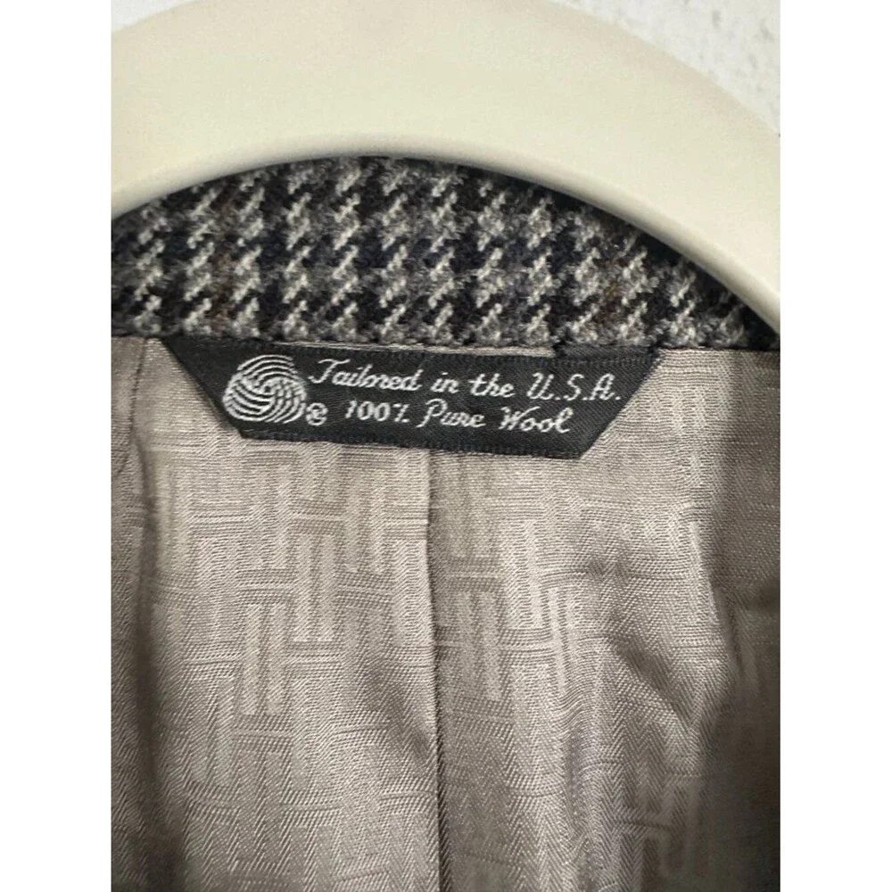 Vintage Halston 100% Wool Tweed Blazer Mens 38R Houndstooth USA Sport Coat